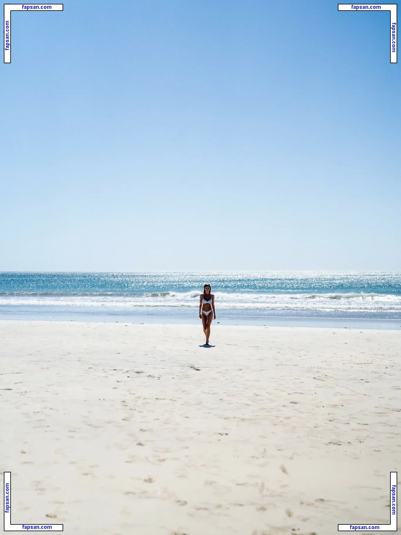 Chloe East nude photo #0075 from OnlyFans