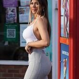 Chloe Ferry голая #3688