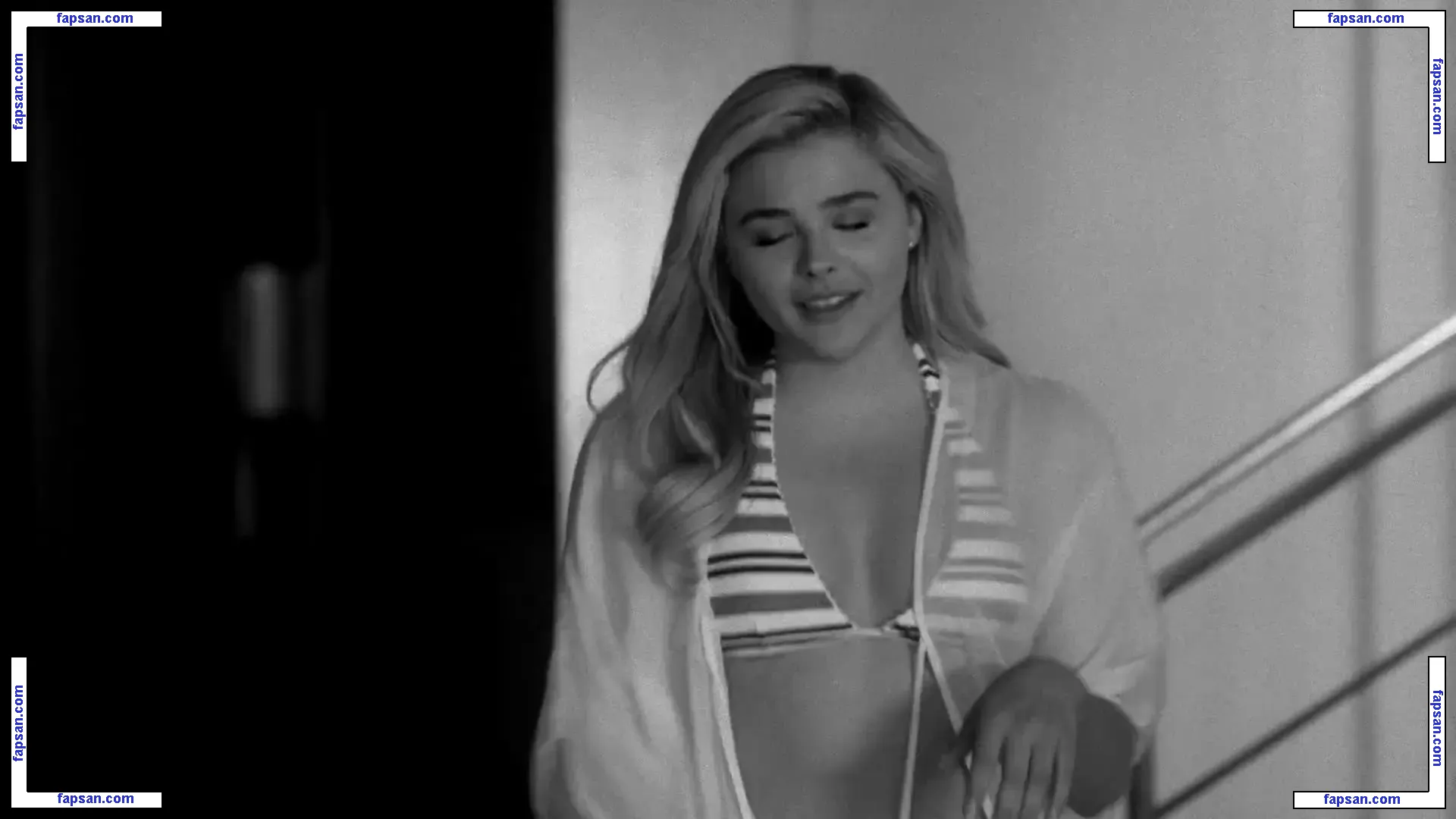 Chloë Grace Moretz голая фото #0142 с Онлифанс