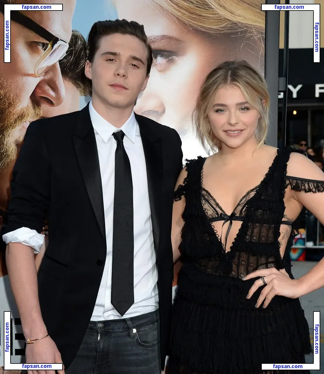 Chloë Grace Moretz голая фото #0378 с Онлифанс