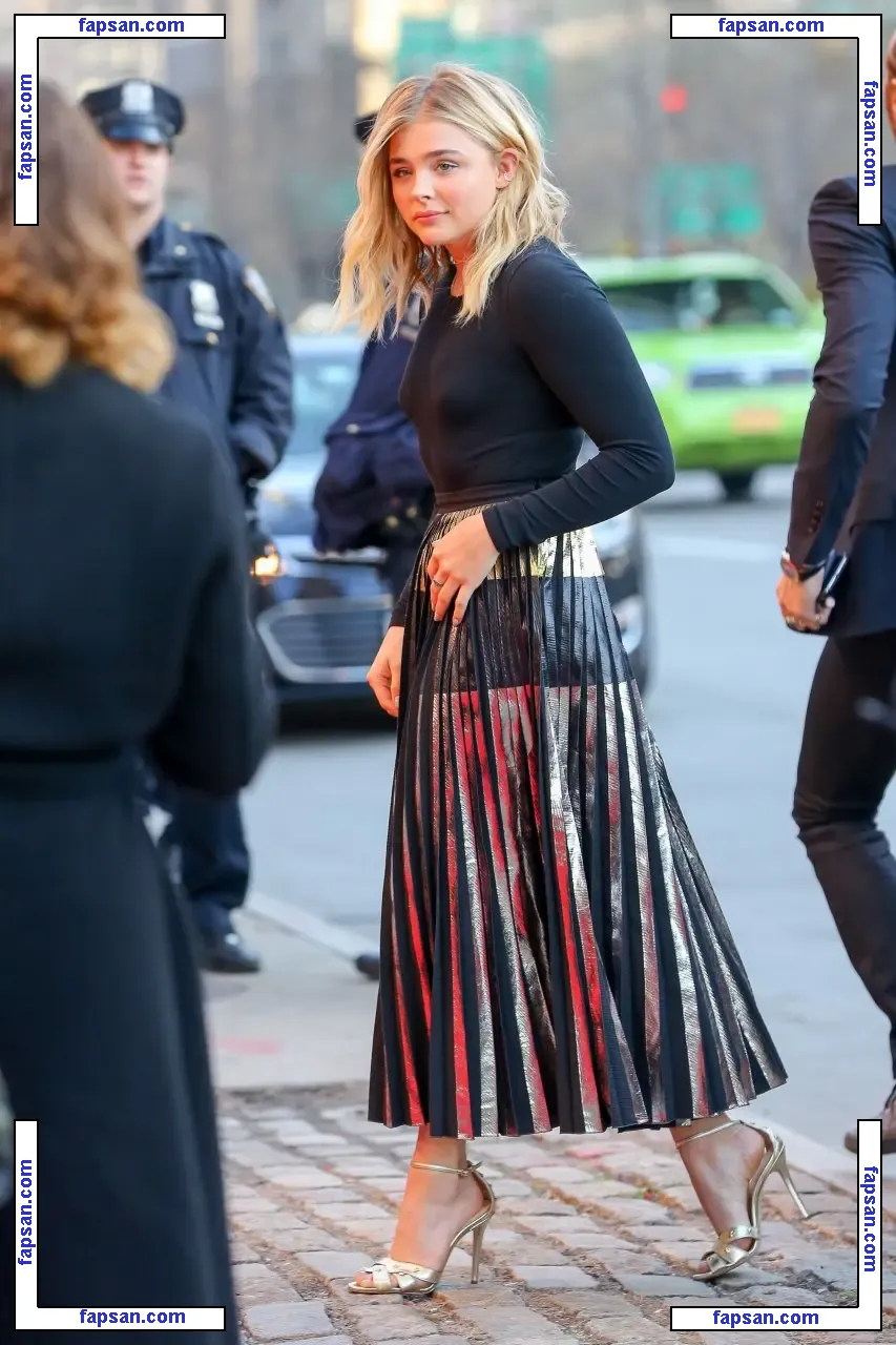 Chloë Grace Moretz голая фото #0427 с Онлифанс
