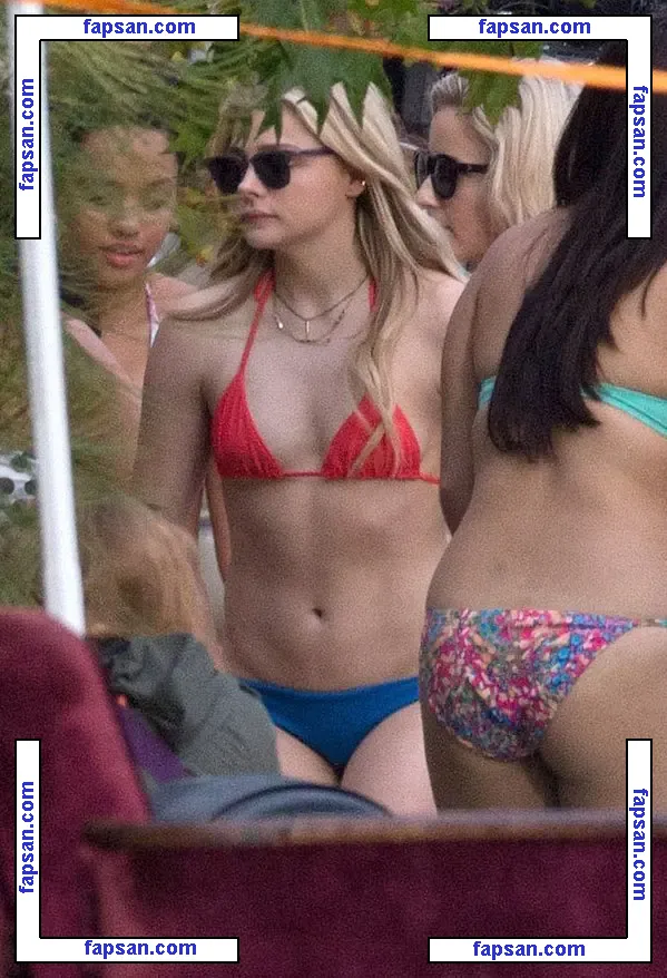 Chloë Grace Moretz голая фото #0501 с Онлифанс