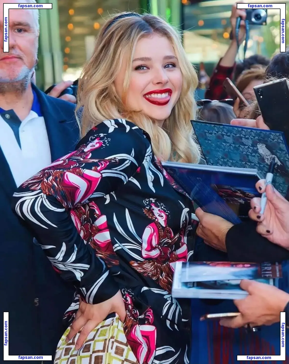 Chloë Grace Moretz голая фото #0631 с Онлифанс