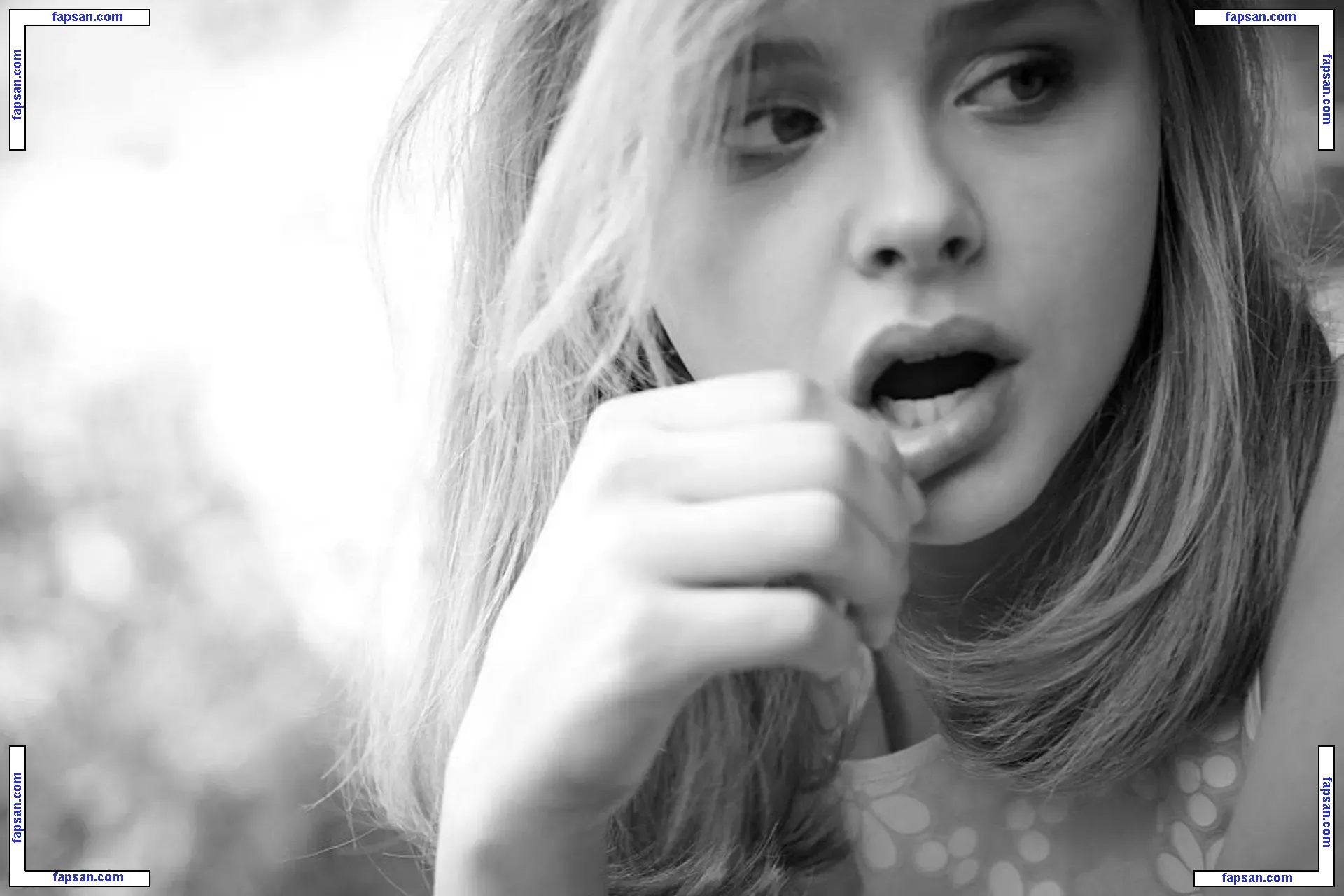 Chloë Grace Moretz голая фото #0681 с Онлифанс