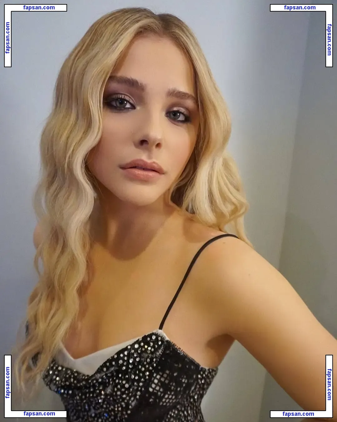 Chloë Grace Moretz nude photo #0710 from OnlyFans