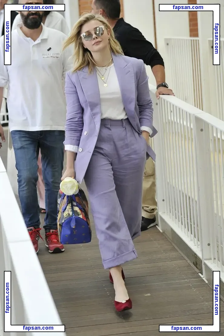 Chloë Grace Moretz nude photo #0829 from OnlyFans