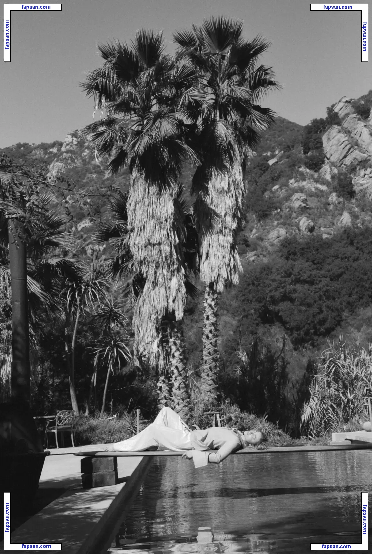 Chloë Grace Moretz nude photo #0859 from OnlyFans