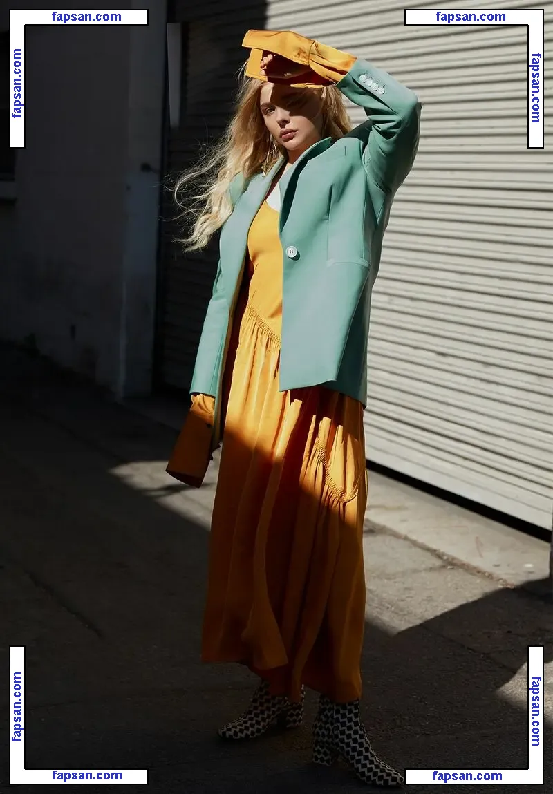 Chloë Grace Moretz nude photo #0910 from OnlyFans