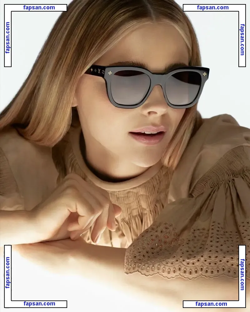 Chloë Grace Moretz nude photo #0926 from OnlyFans