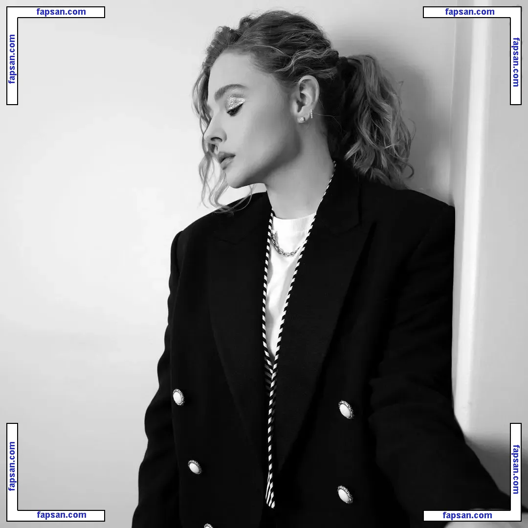 Chloë Grace Moretz nude photo #1026 from OnlyFans