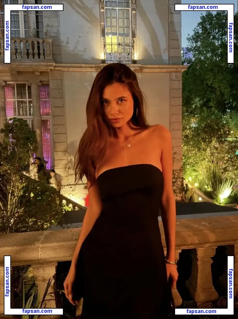 Chloe Hockersmith голая фото #0004 с Онлифанс