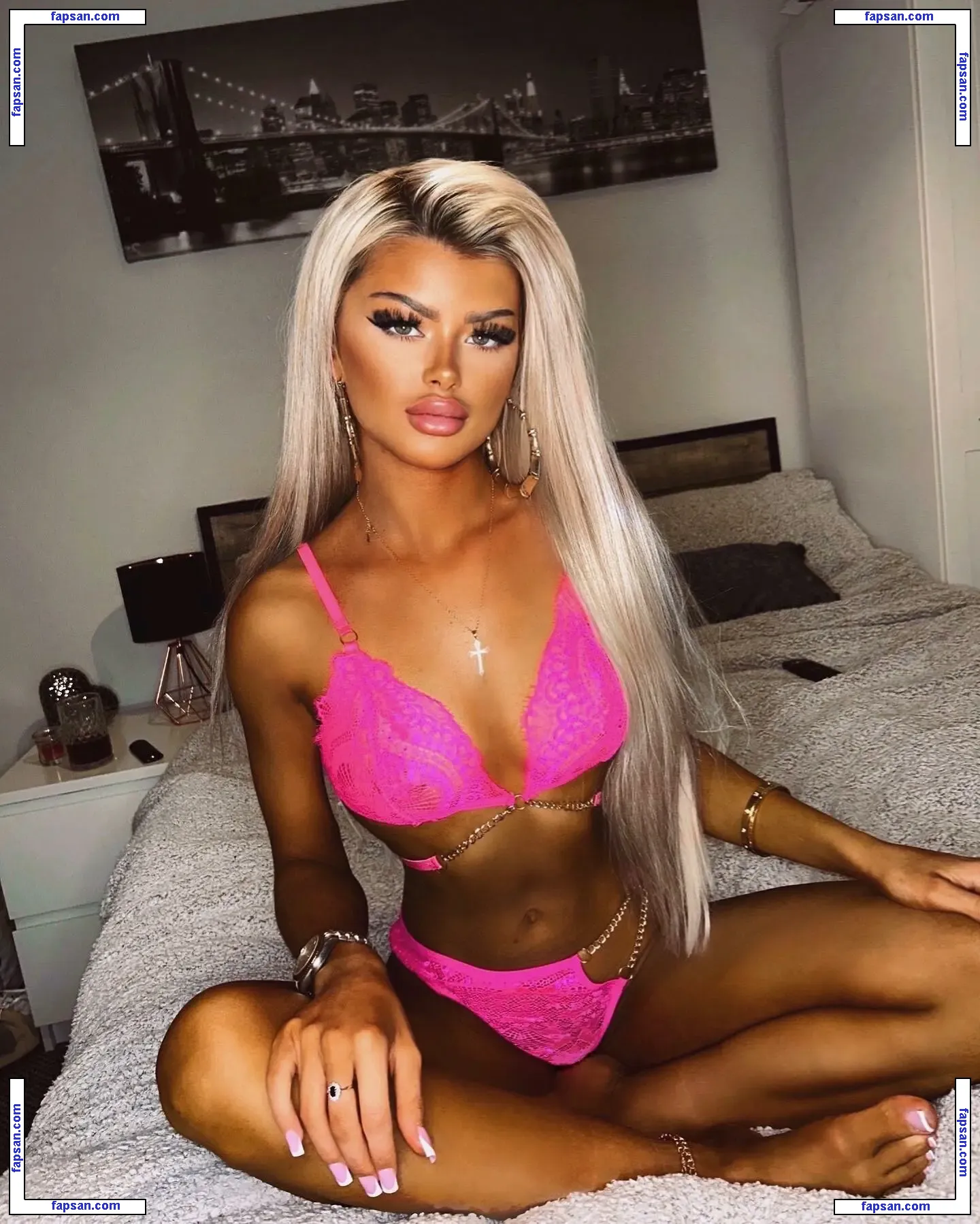 Chloe Inskip / chlochlo123 / chloe.inskipxx nude photo #0045 from OnlyFans