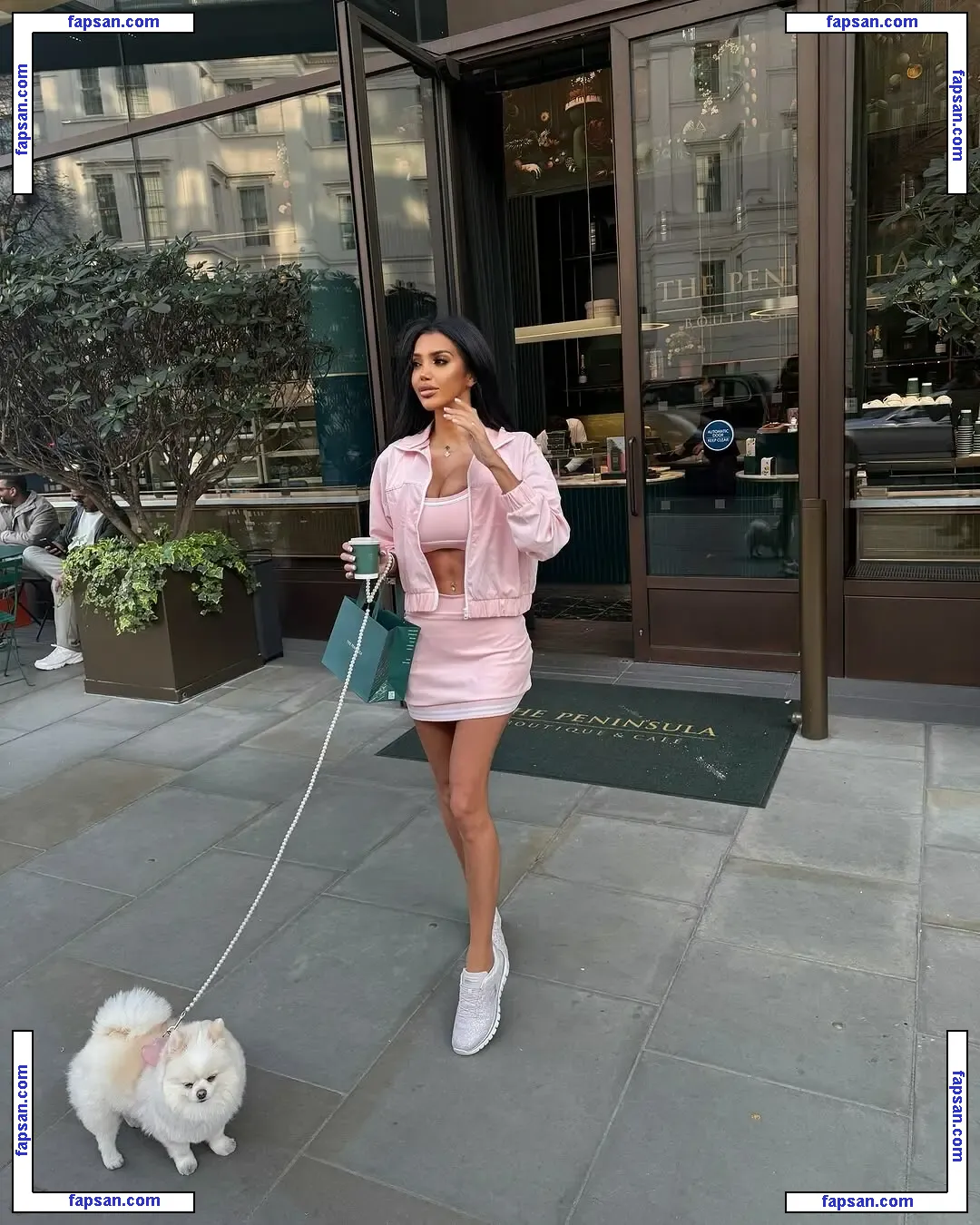 Chloe Khan голая фото #0016 с Онлифанс