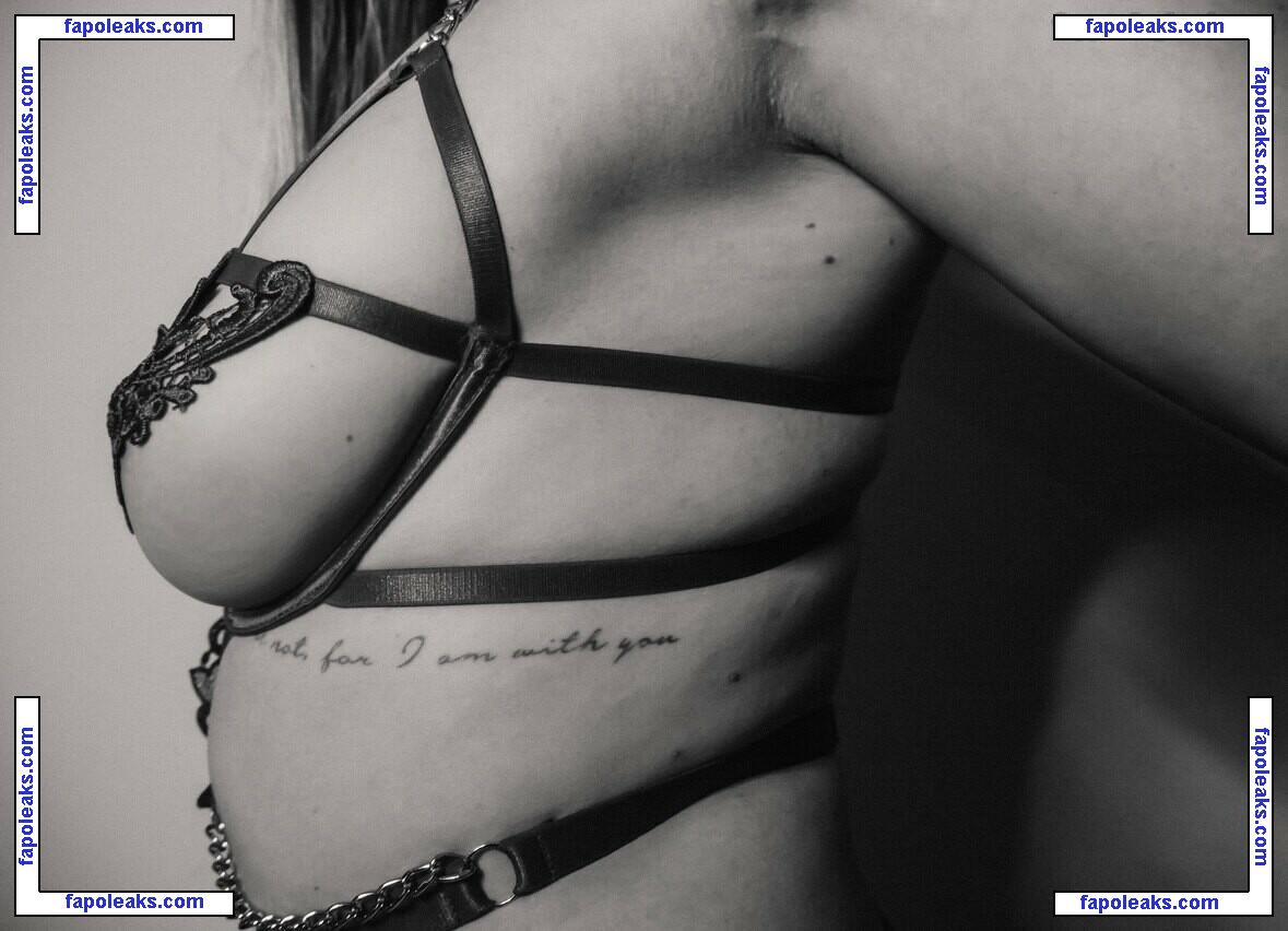 chloe-licious / chloelicious nude photo #0007 from OnlyFans