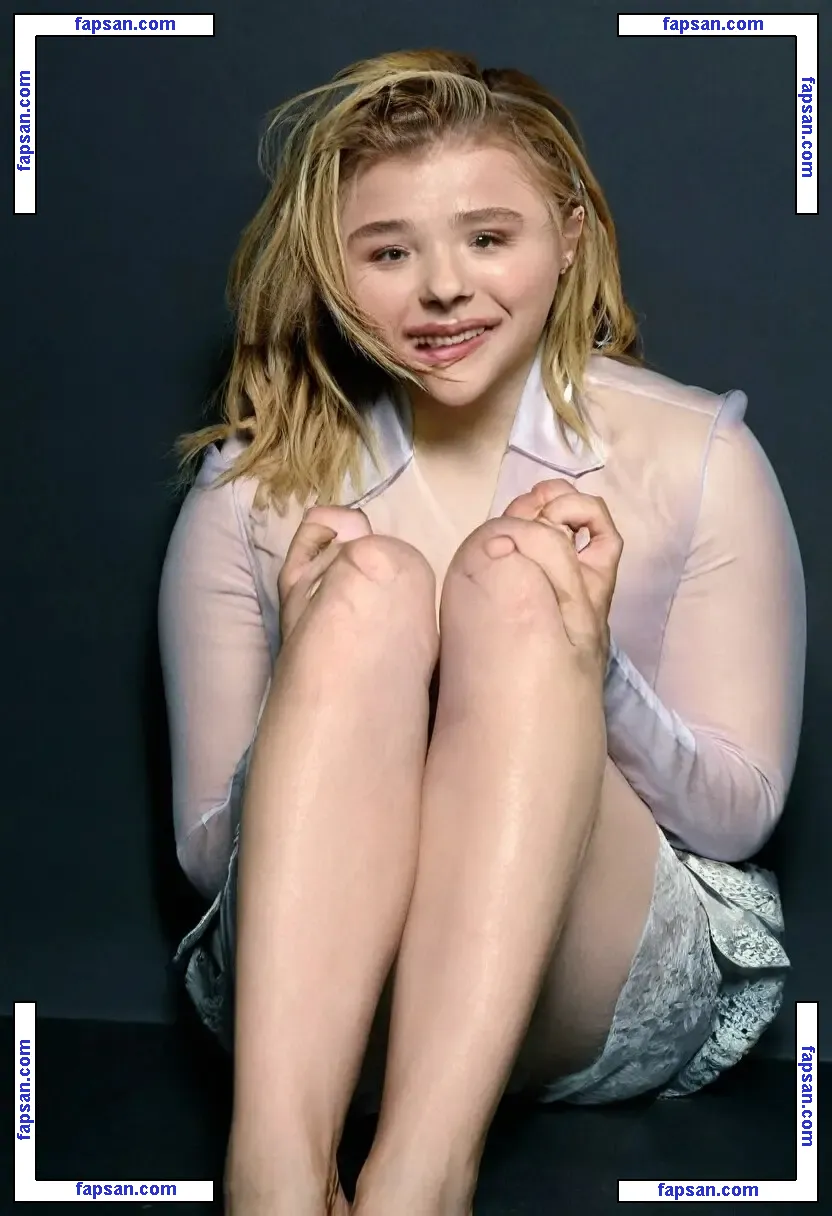 Chloë Moretz голая фото #0014 с Онлифанс