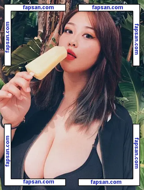 Chloe nude photo #0242 from OnlyFans