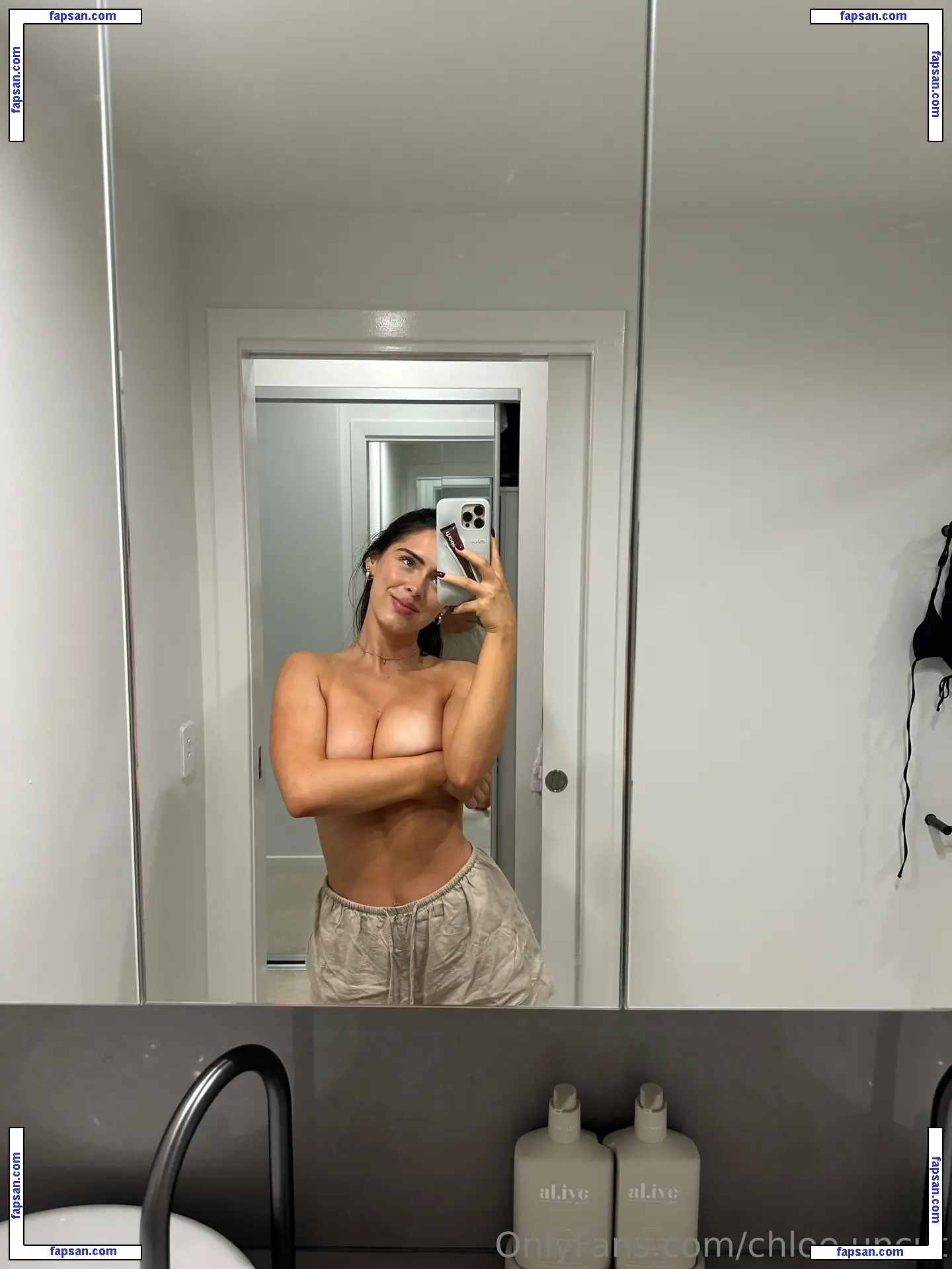 chloe.renee nude photo #0036 from OnlyFans