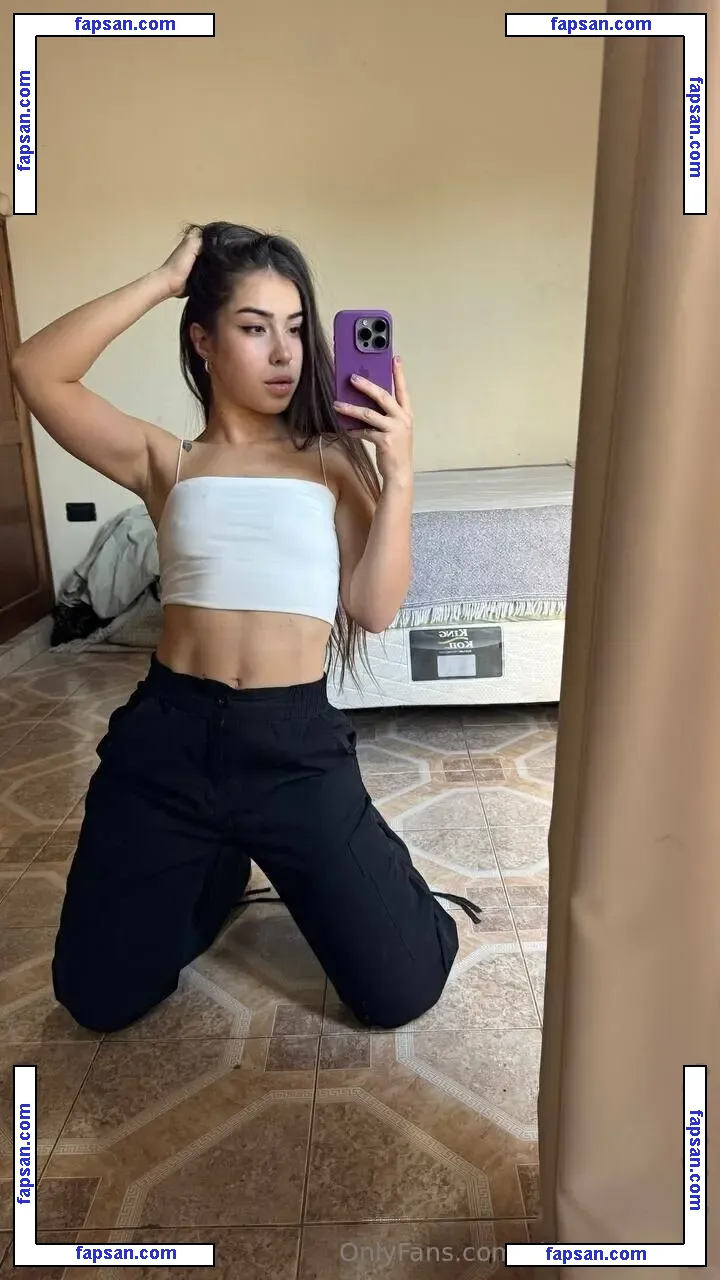 chloee.cheeks nude photo #0007 from OnlyFans