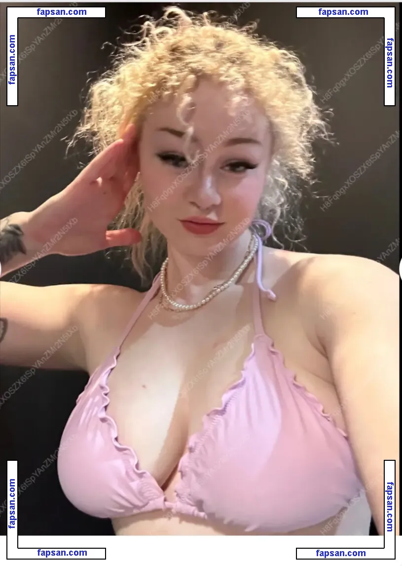 Chloethehokage голая фото #0038 с Онлифанс