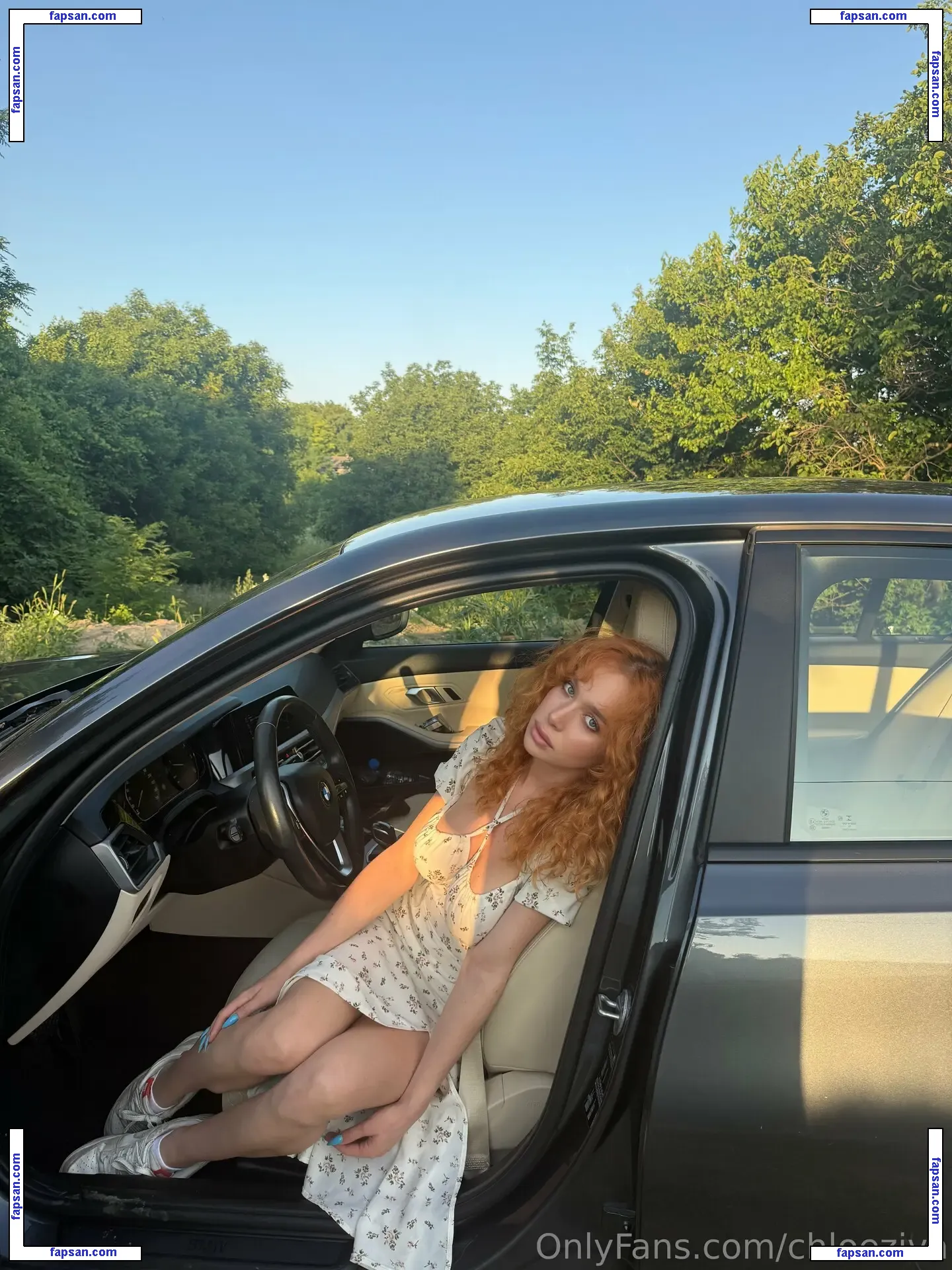 Chloeziva nude photo #0040 from OnlyFans