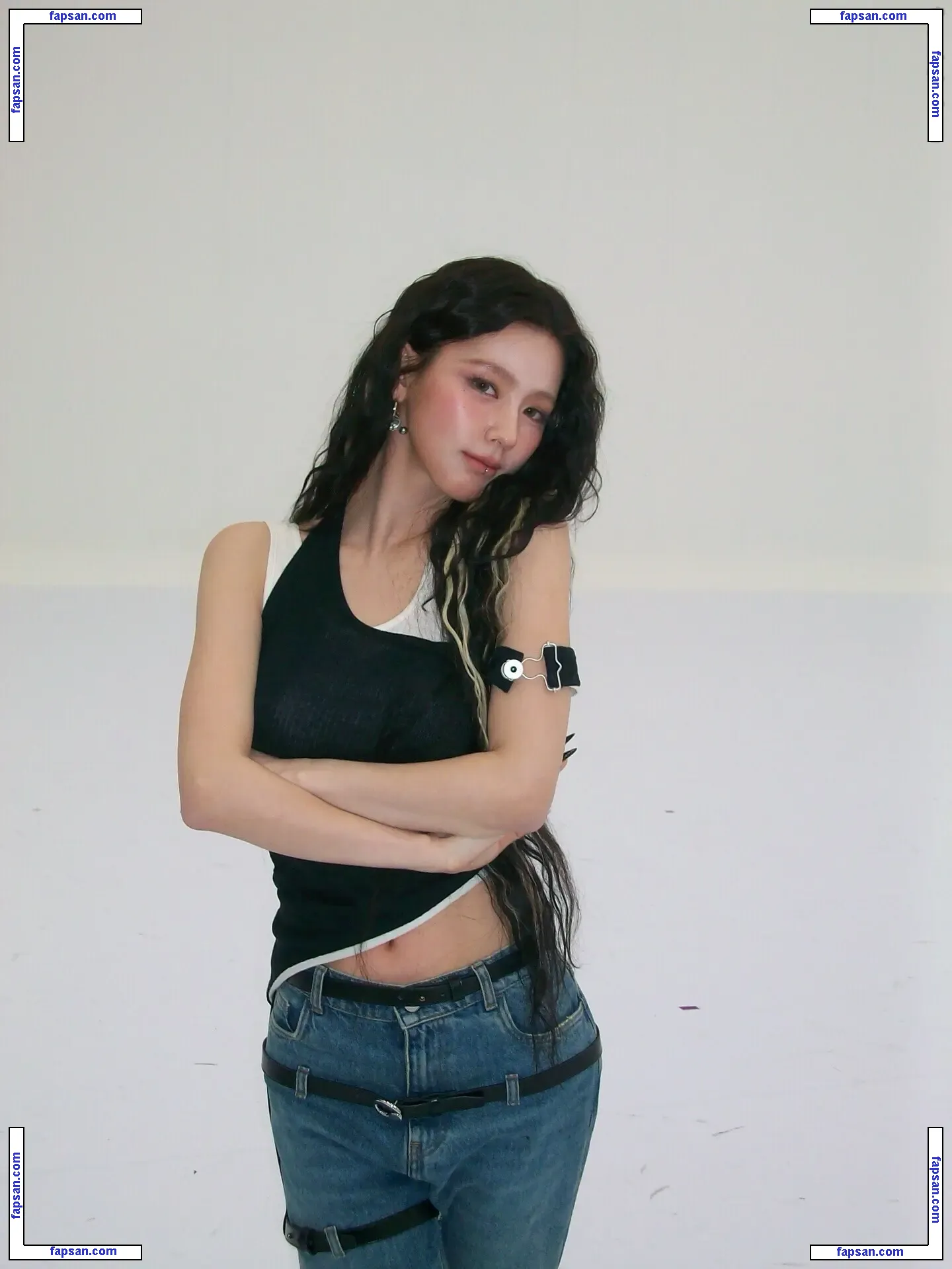 Cho Mi-yeon (Miyeon) - i-dle [(G)I-dle] nude photo #0052 from OnlyFans