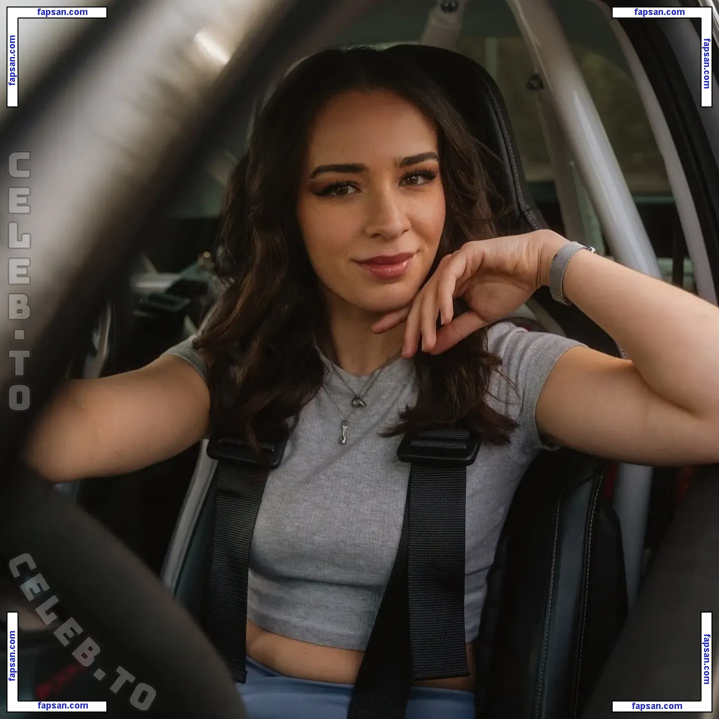 Chrissi Luco голая фото #0014 с Онлифанс