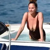 Chrissy Teigen голая #0546