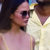 Chrissy Teigen голая #0595