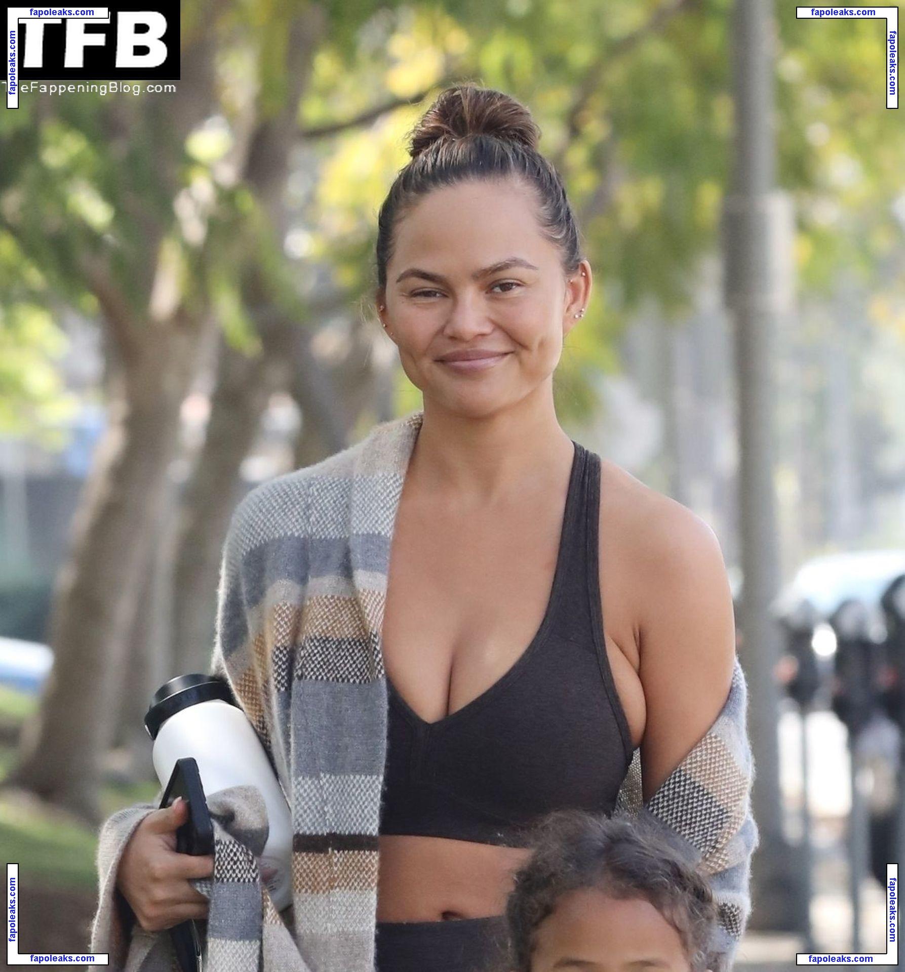 Chrissy Teigen / ChrissyTeigen голая фото #1336 с Онлифанс