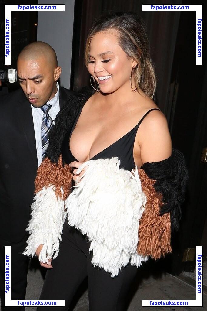 Chrissy Teigen / ChrissyTeigen nude photo #1373 from OnlyFans