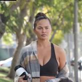 Chrissy Teigen голая #1334