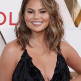 Chrissy Teigen голая #1651