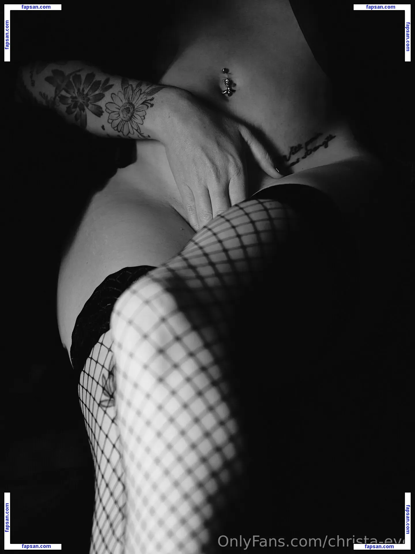 christa-eve nude photo #0007 from OnlyFans