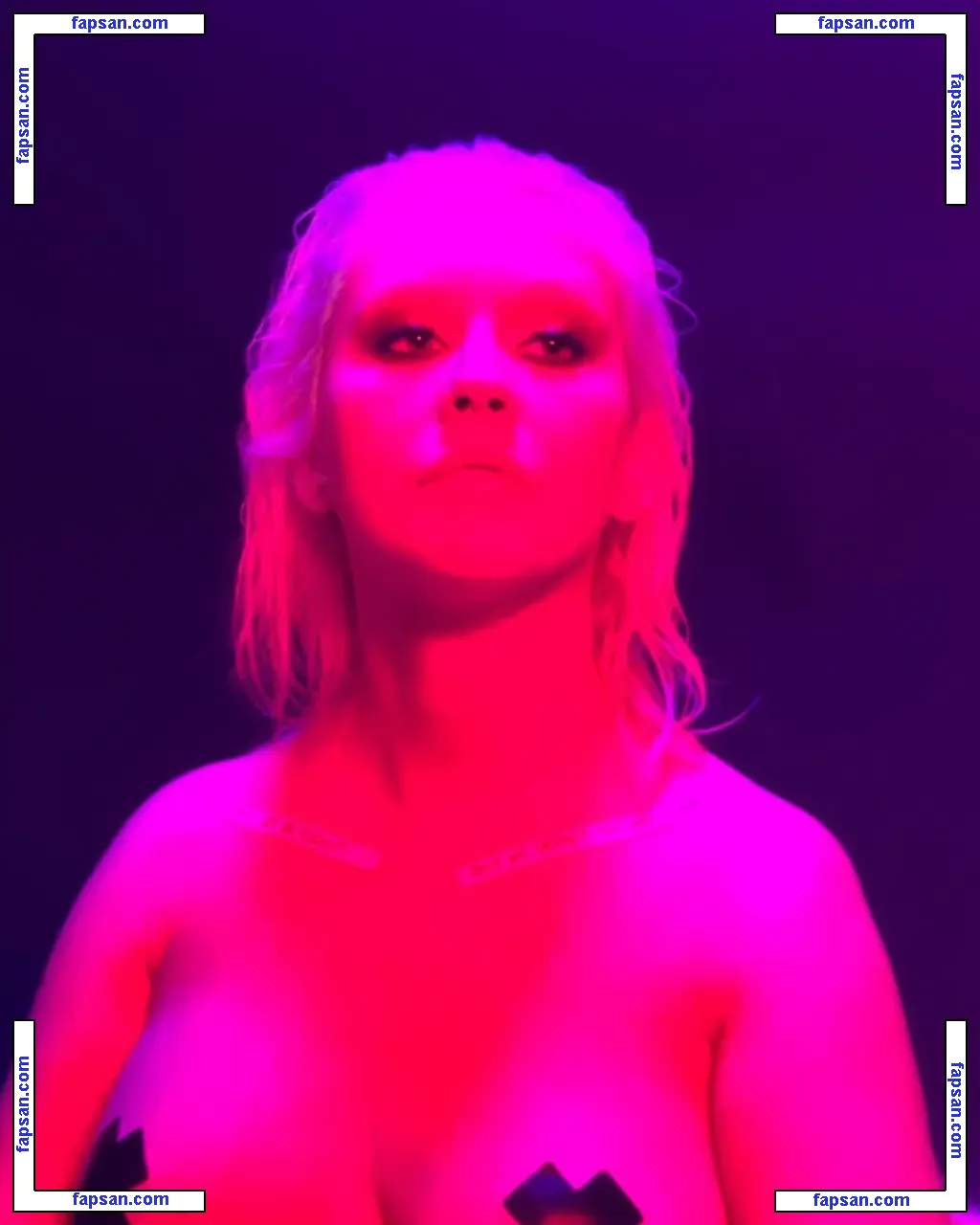 Christina Aguilera голая фото #0050 с Онлифанс