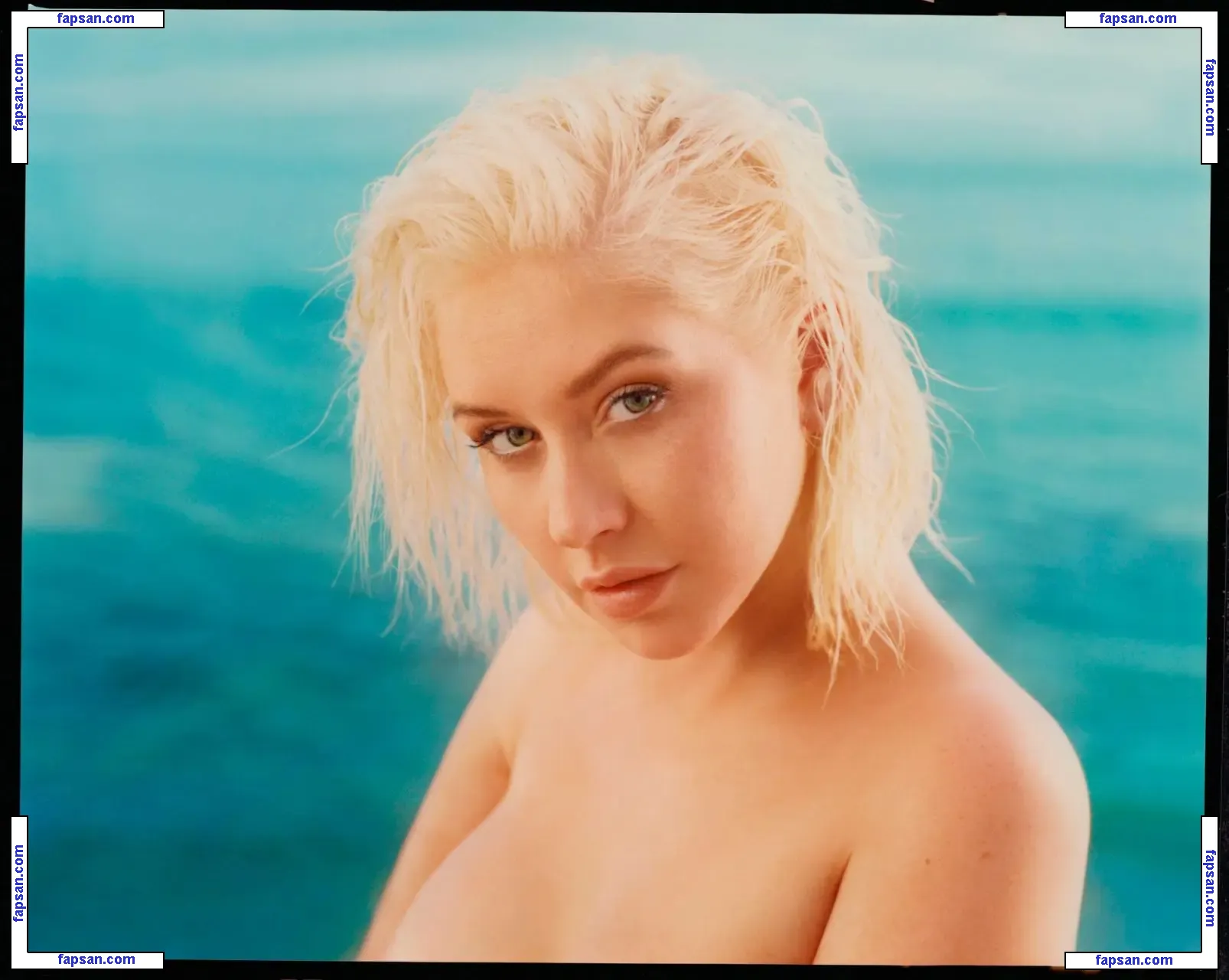 Christina Aguilera голая фото #0069 с Онлифанс