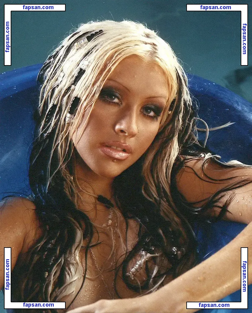 Christina Aguilera голая фото #0159 с Онлифанс