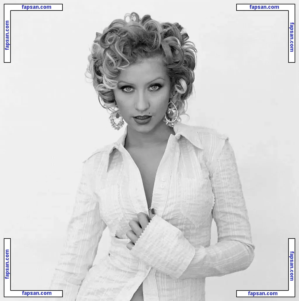 Christina Aguilera голая фото #0318 с Онлифанс