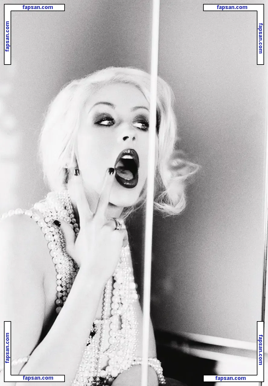 Christina Aguilera голая фото #0484 с Онлифанс