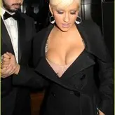 Christina Aguilera голая #0381