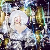 Christina Aguilera голая #0929