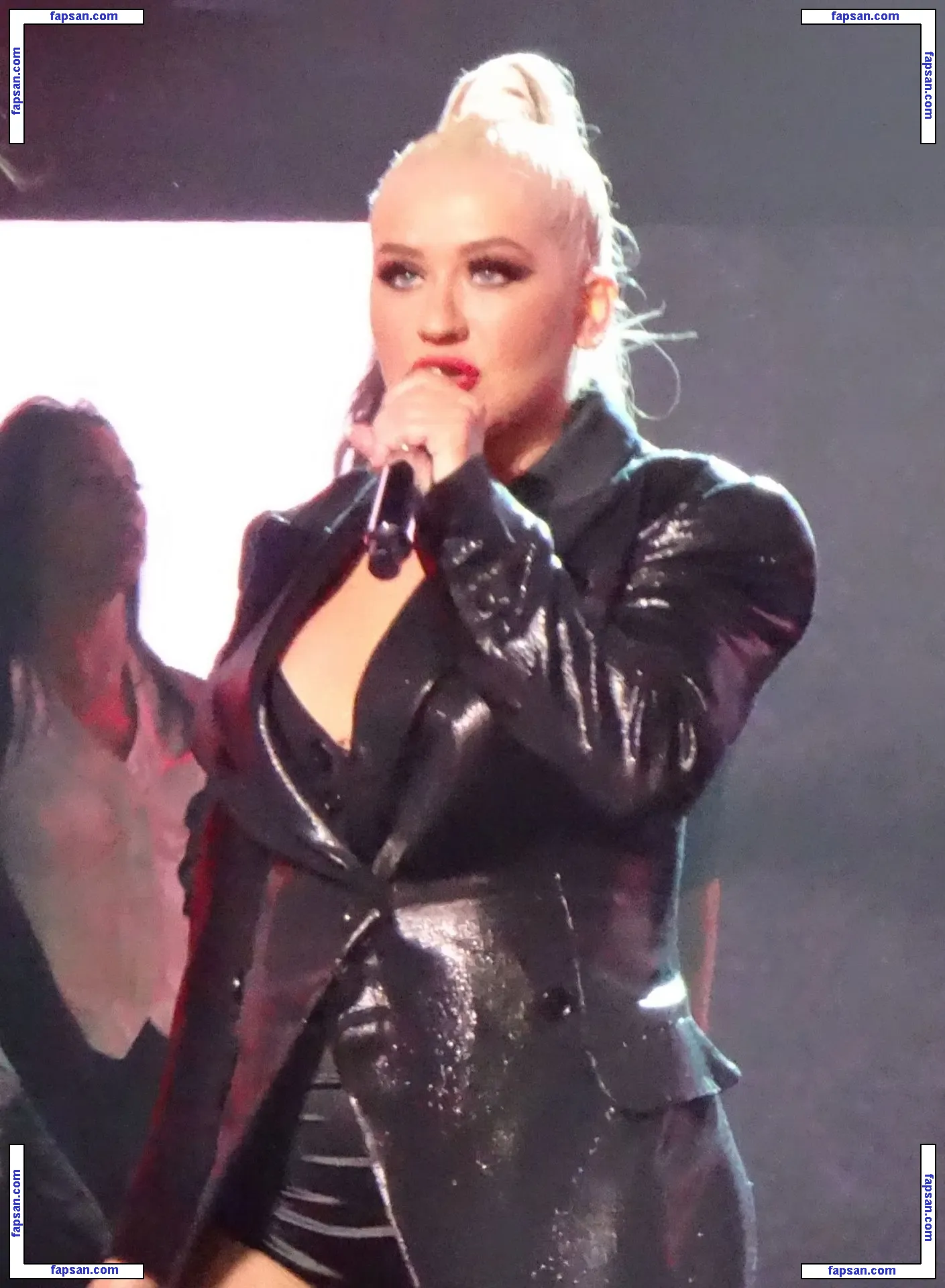 Christina Aguilera голая фото #1124 с Онлифанс