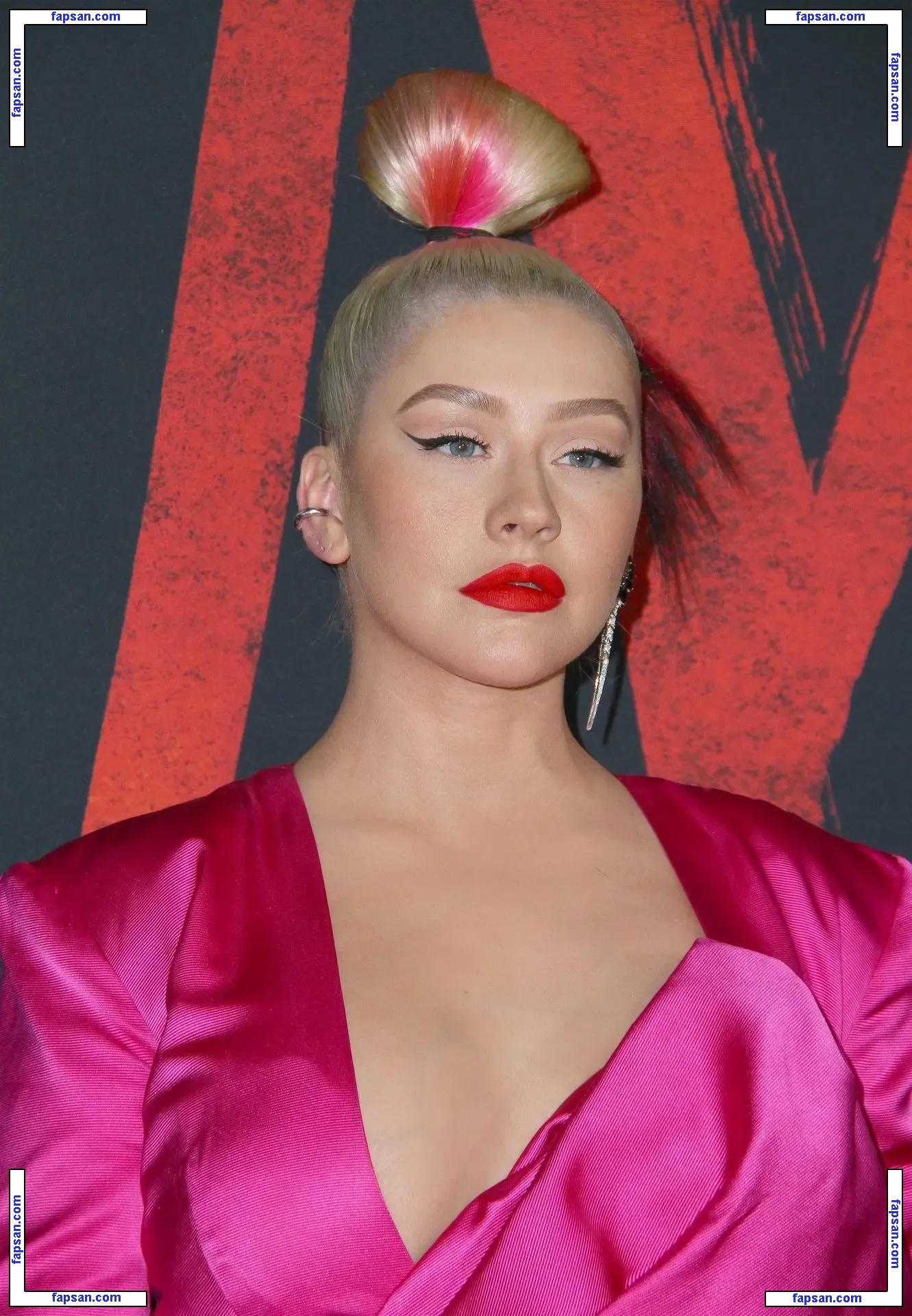 Christina Aguilera голая фото #1323 с Онлифанс