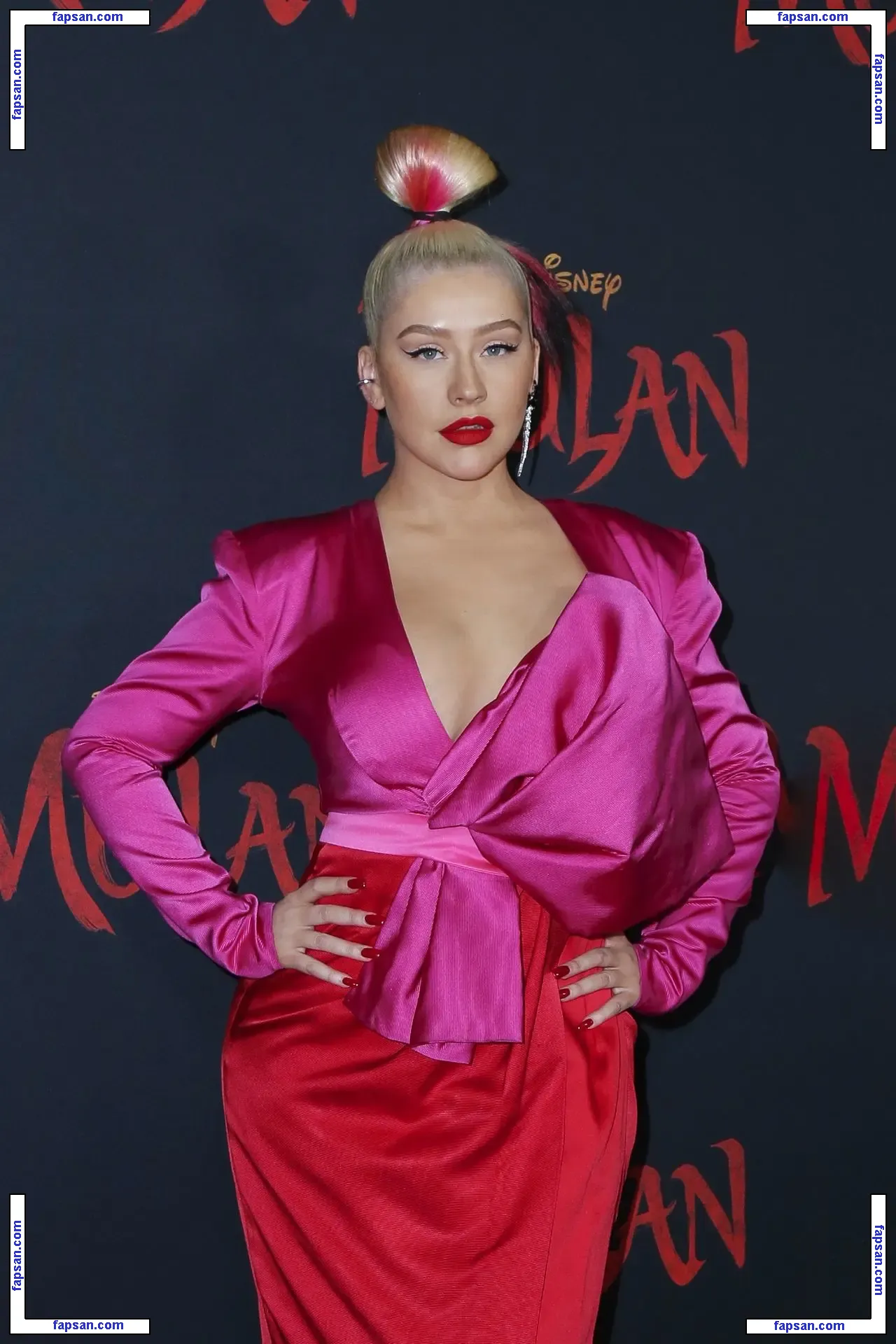 Christina Aguilera голая фото #1372 с Онлифанс