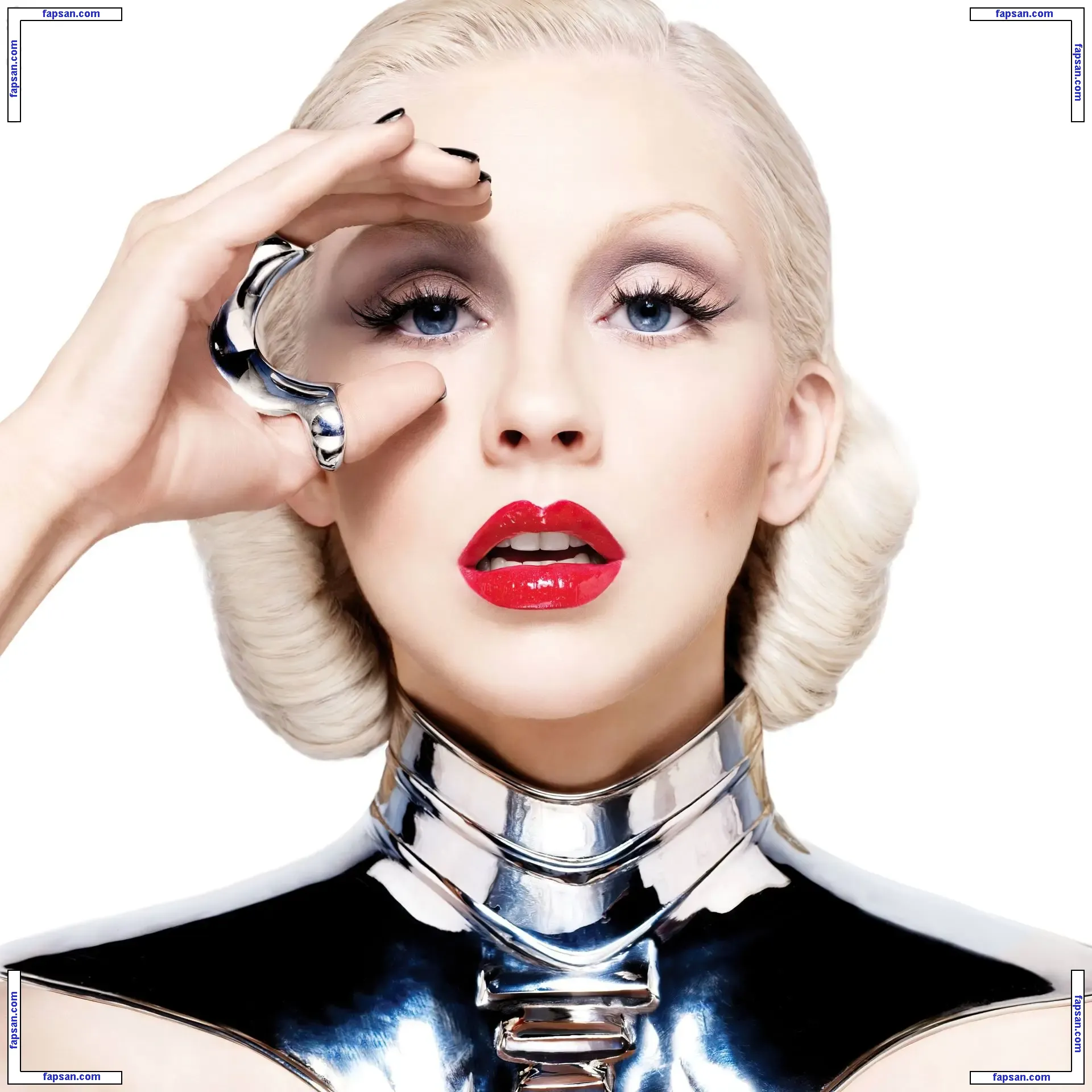 Christina Aguilera голая фото #1424 с Онлифанс