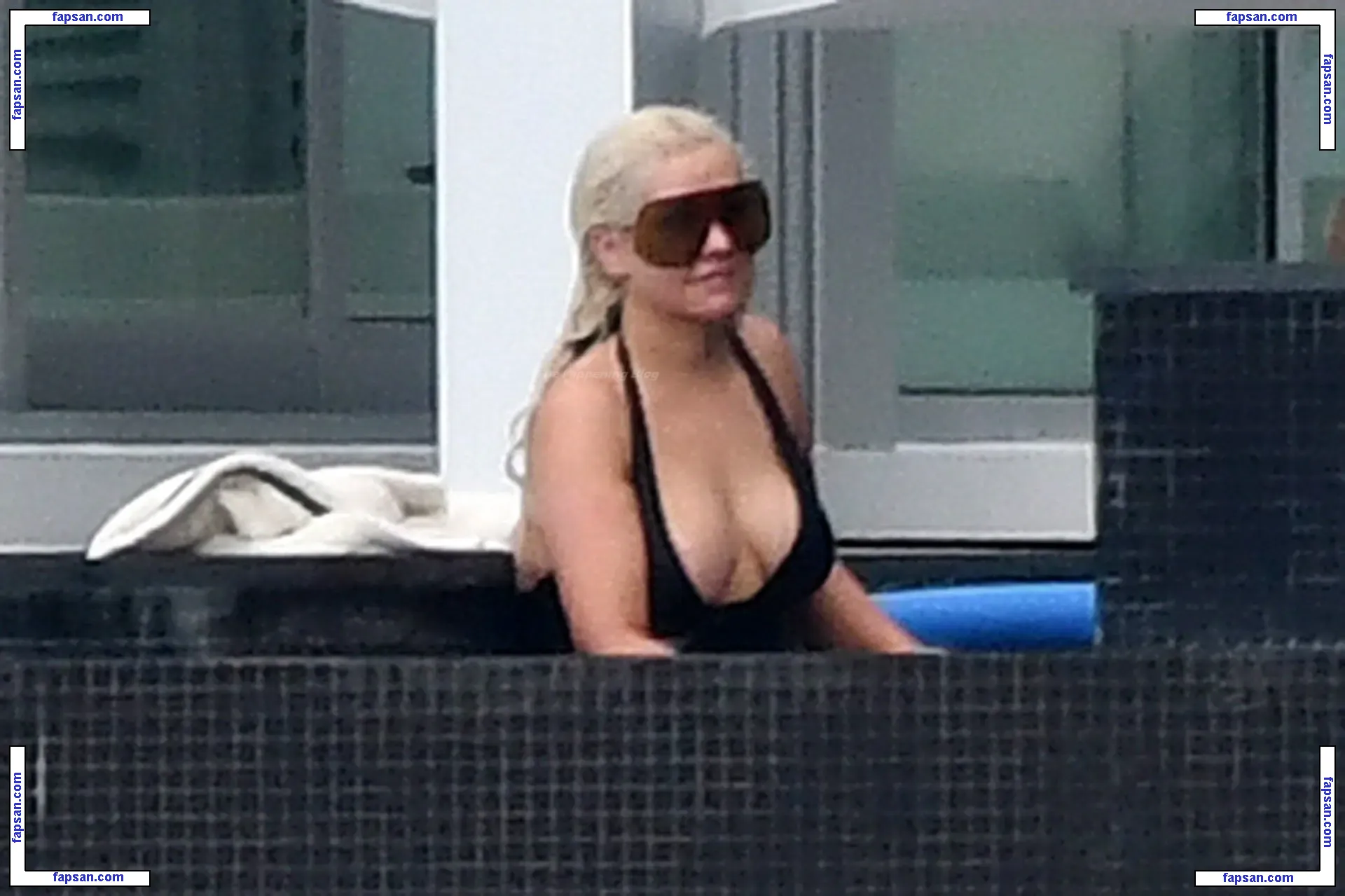 Christina Aguilera голая фото #1441 с Онлифанс