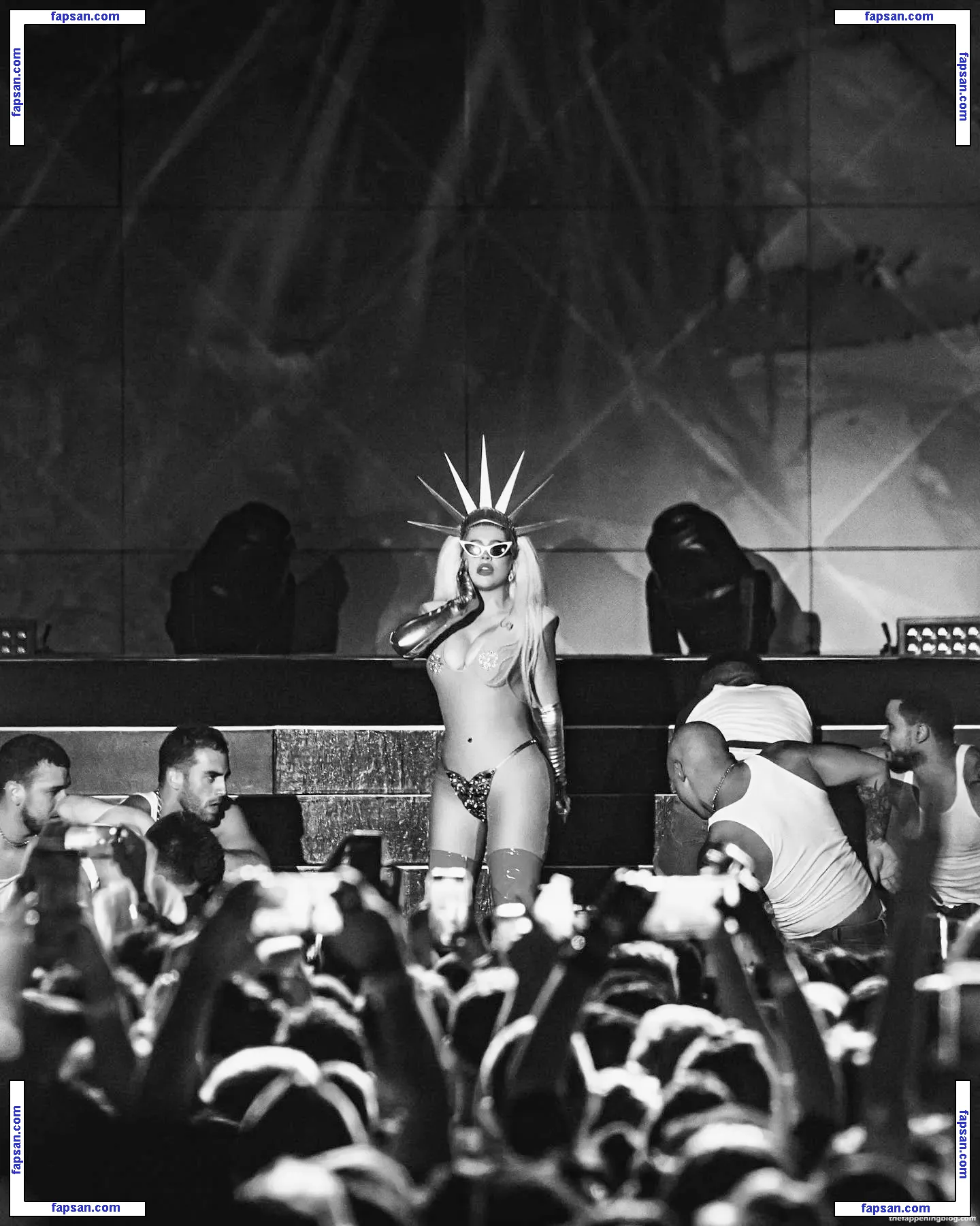 Christina Aguilera голая фото #1552 с Онлифанс
