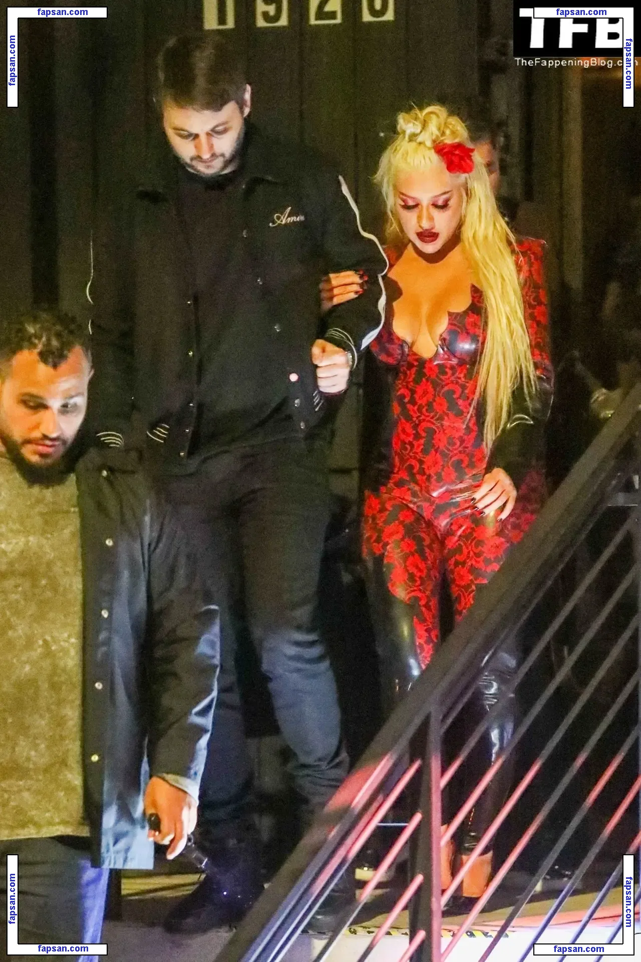 Christina Aguilera голая фото #1839 с Онлифанс