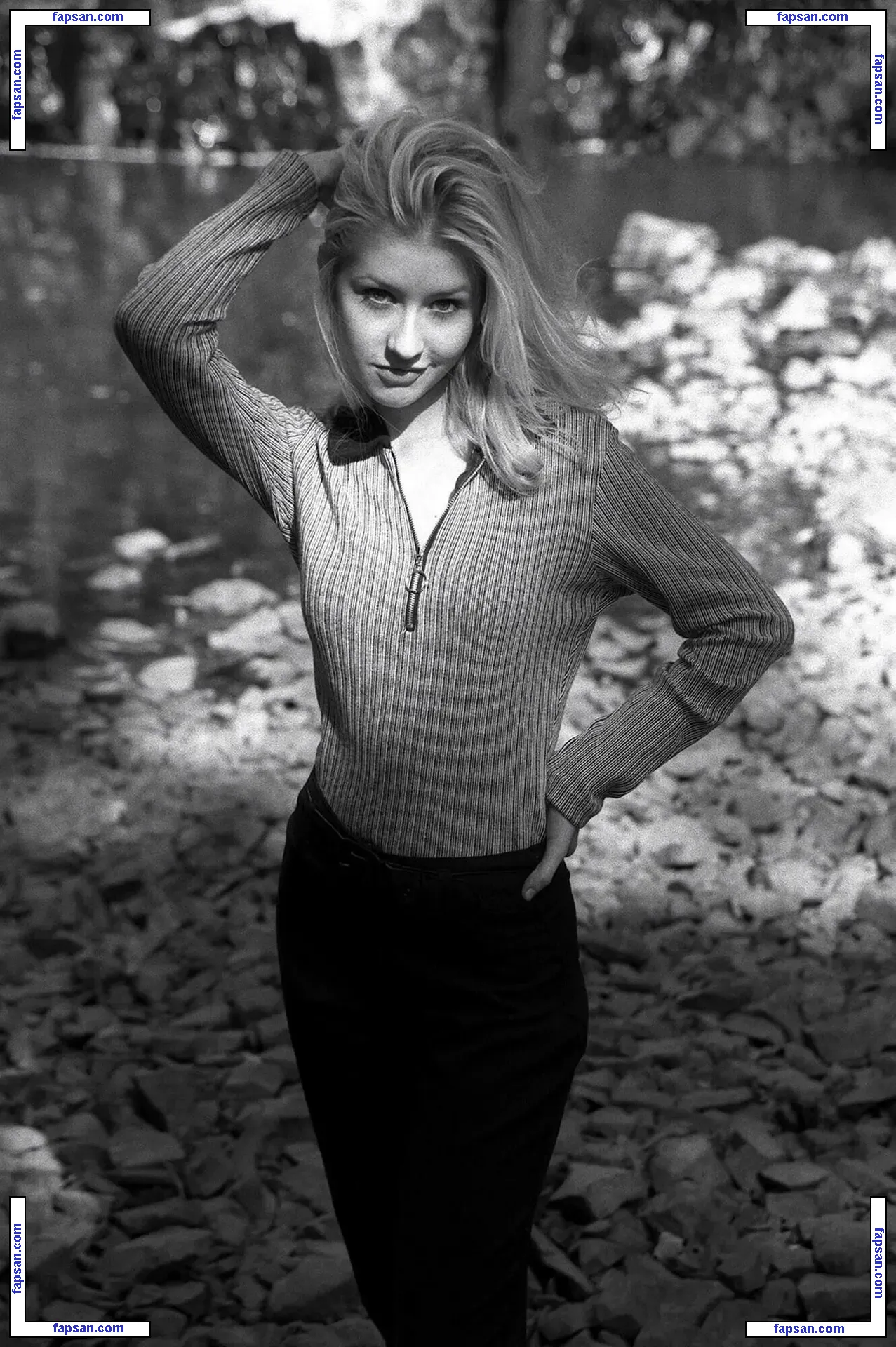 Christina Aguilera голая фото #1943 с Онлифанс