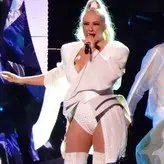 Christina Aguilera голая #1101