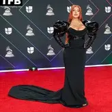 Christina Aguilera голая #1749
